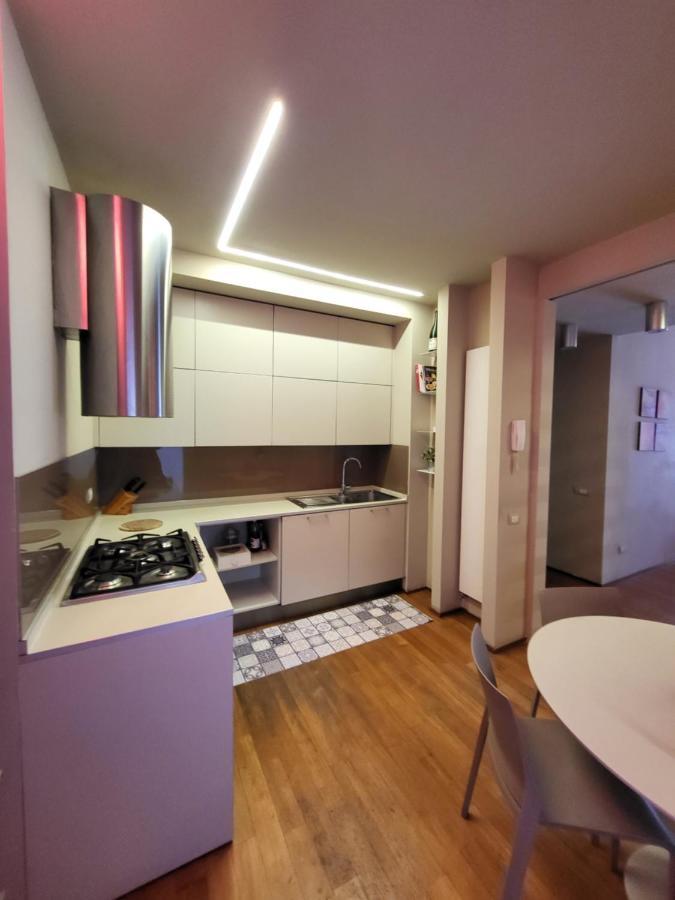 לה ספציה Greige Apartment מראה חיצוני תמונה