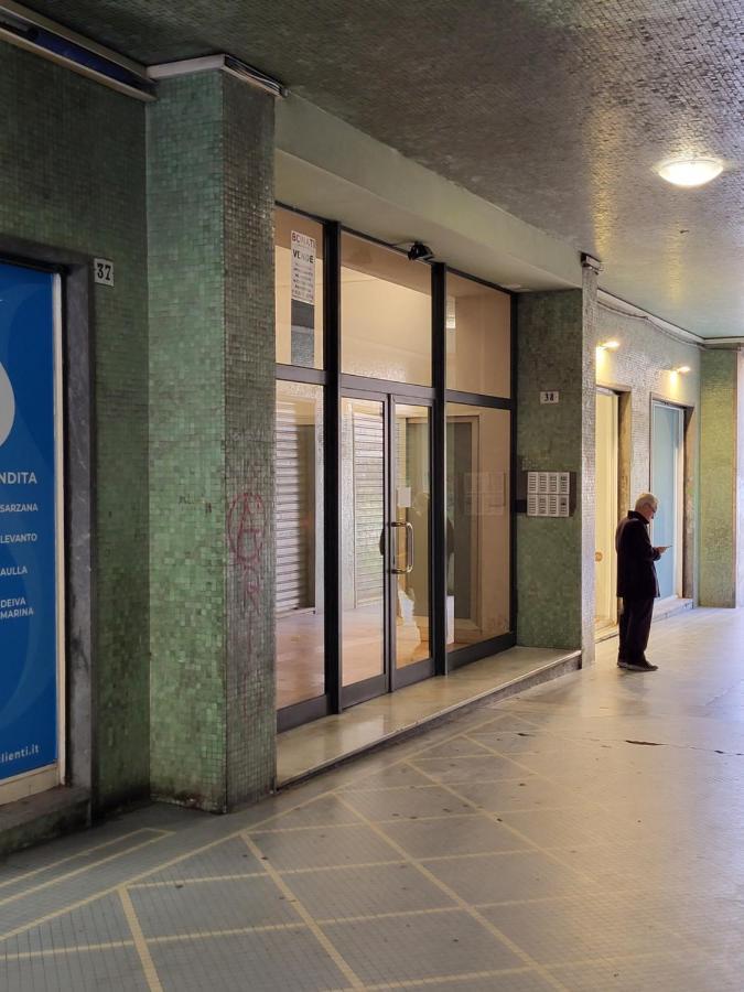 לה ספציה Greige Apartment מראה חיצוני תמונה