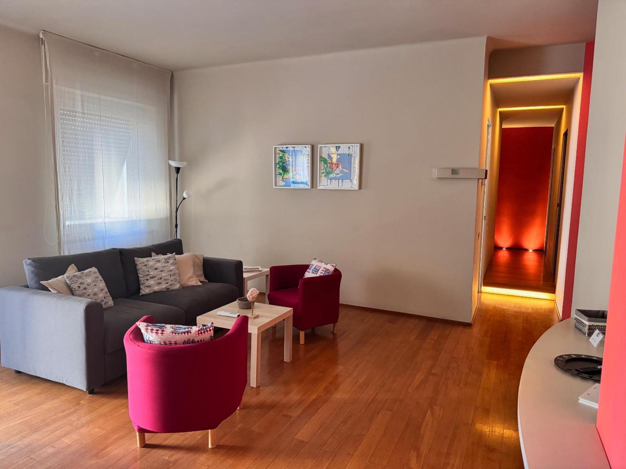 לה ספציה Greige Apartment מראה חיצוני תמונה