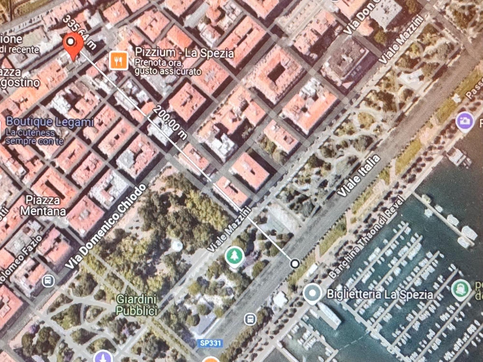 לה ספציה Greige Apartment מראה חיצוני תמונה